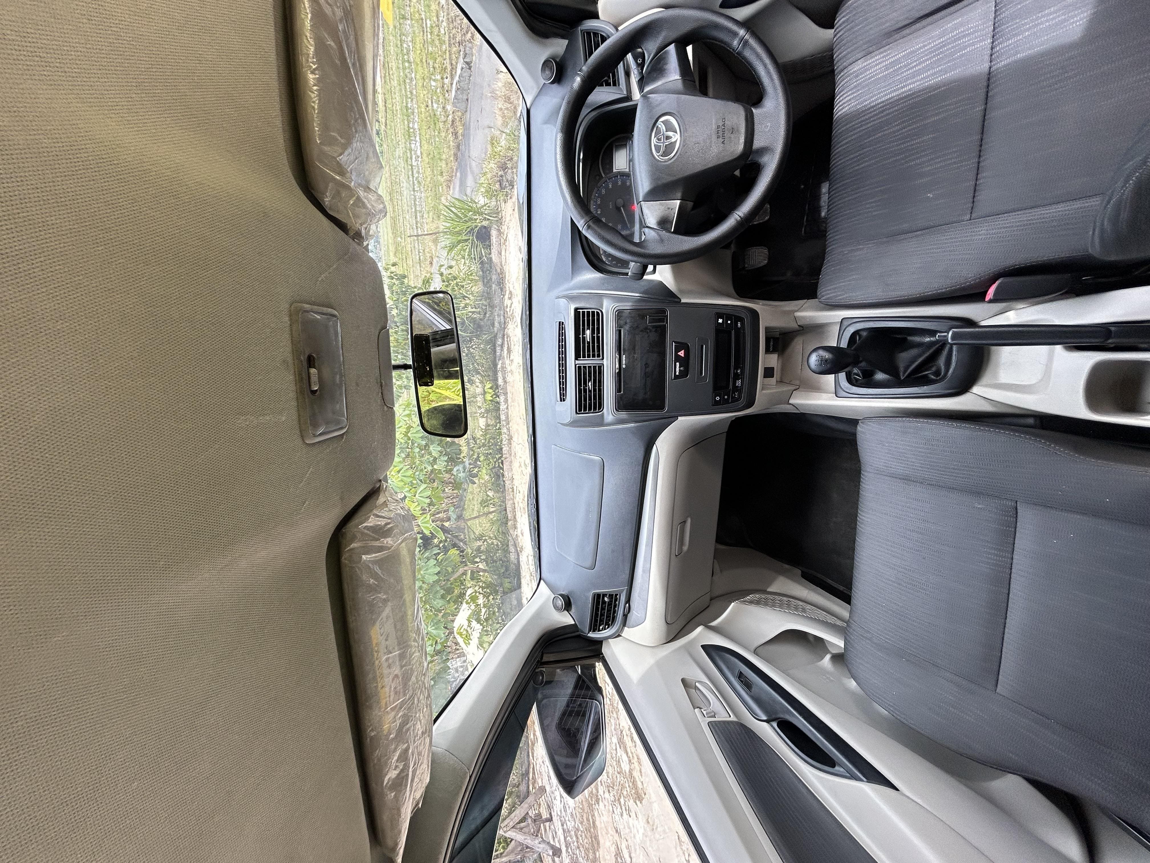 toyota Avanza E upgred G Hitam Tahun 2019